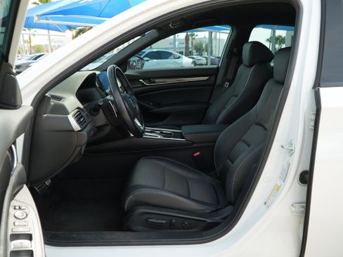 Used 2022 Honda Accord Sport image 14