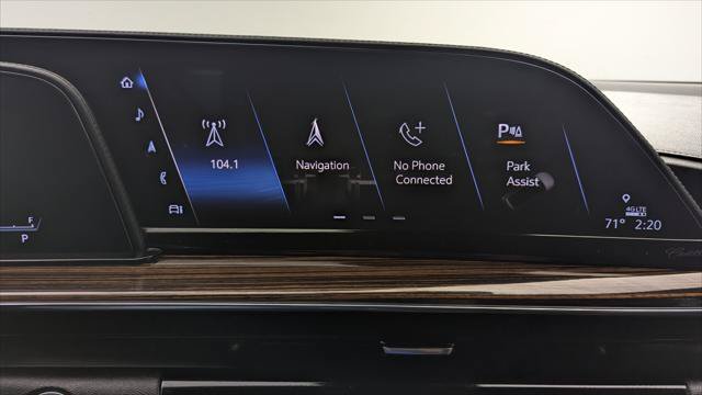 Used 2023 Cadillac Escalade Luxury w/ LPO, Floor Liner Package RWD image 30