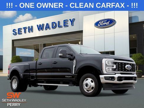 Used 2025 Ford F350 Lariat image 1