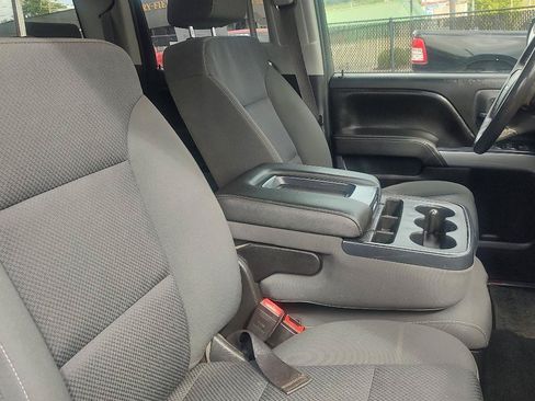 Used 2017 Chevrolet Silverado 1500 LT w/ All Star Edition AWD/4WD image 22