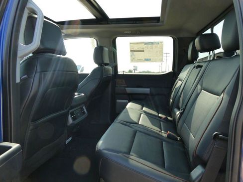 New 2026 Ford F250 Lariat w/ Black Appearance Package AWD/4WD image 15