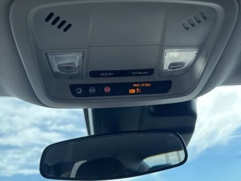Used 2025 Chevrolet Malibu LS FWD image 49