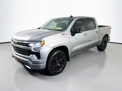Used 2024 Chevrolet Silverado 1500 RST w/ Convenience Package II AWD/4WD image 3