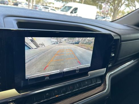 Used 2023 GMC Sierra 1500 Elevation w/ LPO, Elevation Black Package image 9