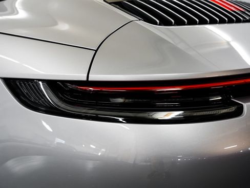 Used 2020 Porsche 911 Carrera 4S AWD/4WD image 38