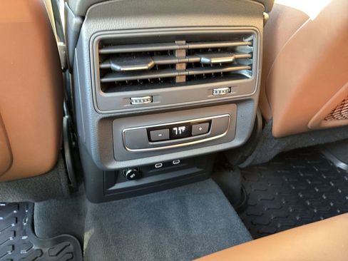 Used 2021 Audi Q7 3.0T Premium Plus image 23