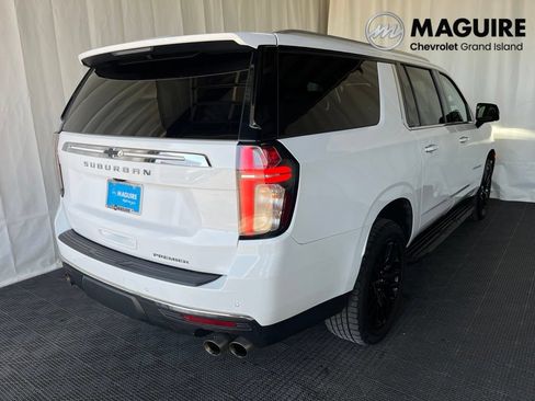 Used 2021 Chevrolet Suburban Premier w/ Premium Package AWD/4WD image 29