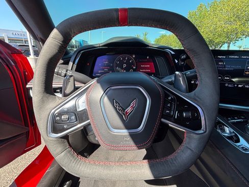 Used 2021 Chevrolet Corvette Stingray Premium Conv w/ Z51 Performance Package RWD image 12