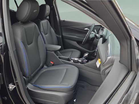 New 2026 Buick Encore GX Sport Touring w/ Advanced Technology Package image 21