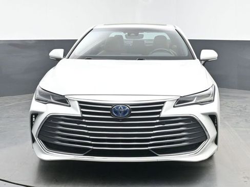 Used 2020 Toyota Avalon Limited w/ Advanced Safety Package image 3