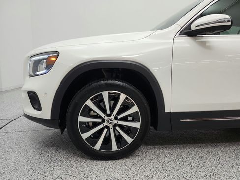 Used 2022 Mercedes-Benz GLB 250 image 21