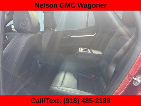Used 2025 GMC Terrain Elevation w/ Elevation Premium Package AWD/4WD image 10