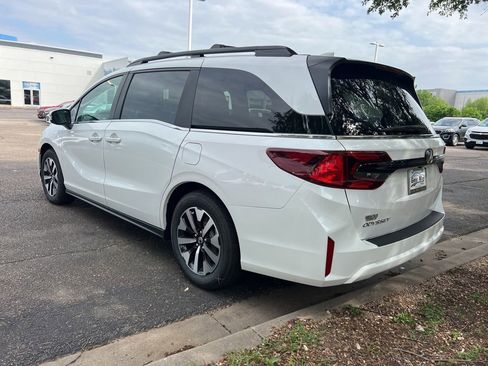 New 2026 Honda Odyssey EX-L image 4