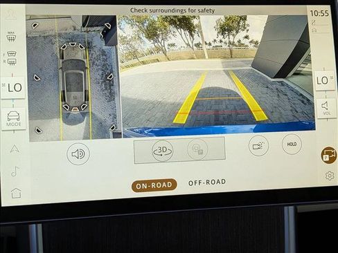 New 2026 Land Rover Range Rover Long Wheelbase SE image 12