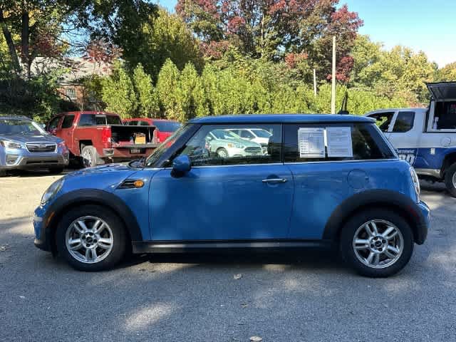 Used 2013 MINI Cooper Hardtop FWD image 2