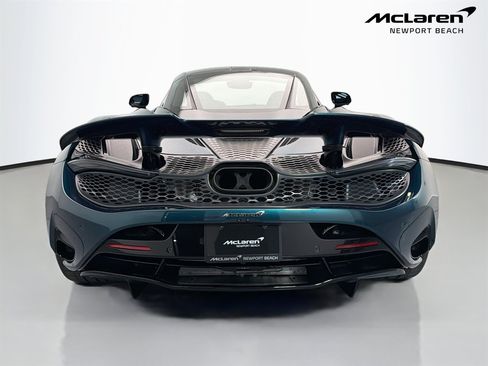 Used 2024 McLaren 750S RWD image 31