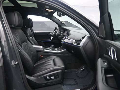 Used 2023 BMW X5 M50i w/ Executive Package image 34