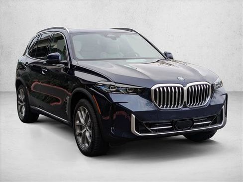New 2026 BMW X5 xDrive50e image 6