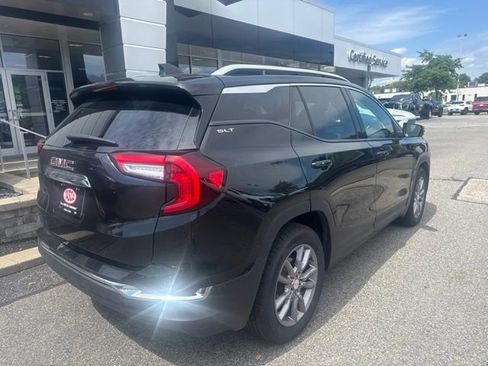 Used 2023 GMC Terrain SLT FWD image 7