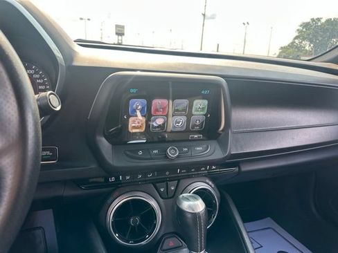 Used 2017 Chevrolet Camaro SS RWD image 3