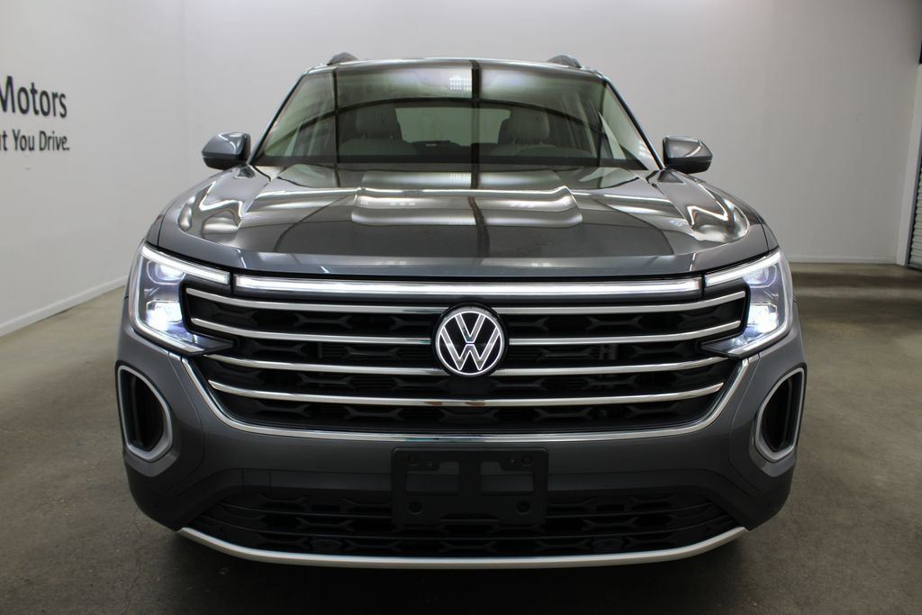 Certified 2024 Volkswagen Atlas SE w/ Panoramic Sunroof Package AWD/4WD image 7