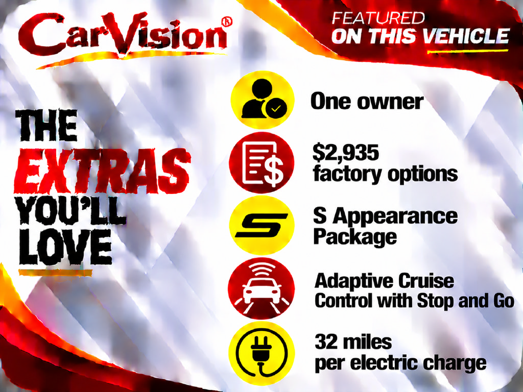 Used 2023 Chrysler Pacifica Touring-L w/ S Appearance Package FWD image 2