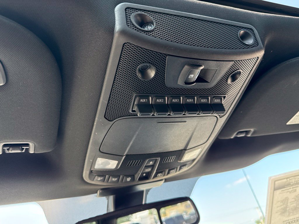 Used 2019 Ford F250 Platinum w/ Platinum Ultimate Package AWD/4WD image 30