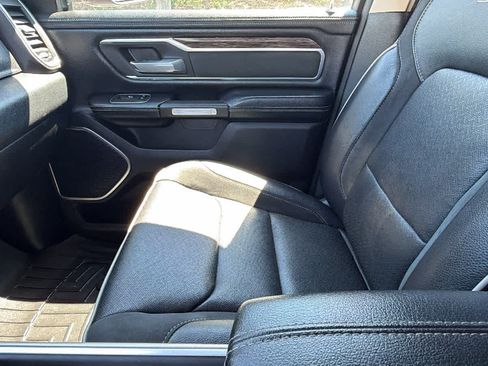 Used 2020 RAM 1500 Laramie AWD/4WD image 12