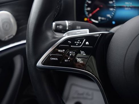 Used 2022 Mercedes-Benz E 350 4MATIC Sedan image 6