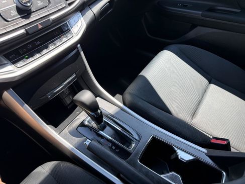 Used 2014 Honda Accord LX image 12