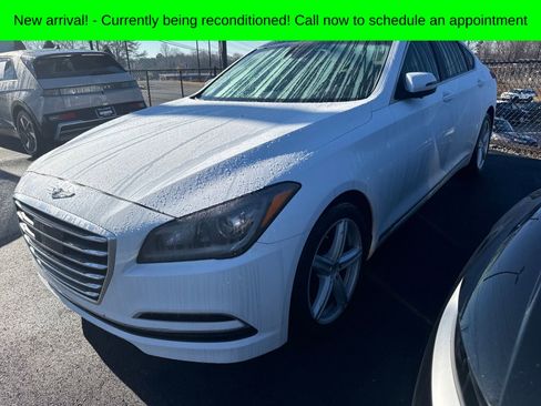Used 2017 Genesis G80 3.8 image 1