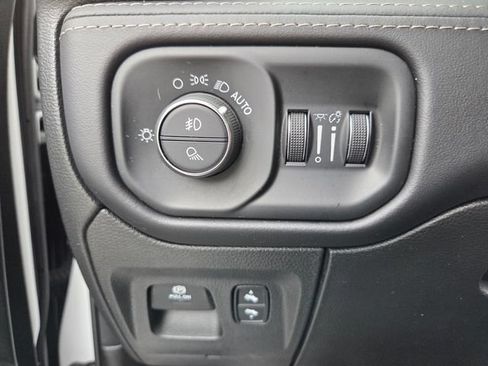 Used 2023 RAM 1500 Limited AWD/4WD image 21