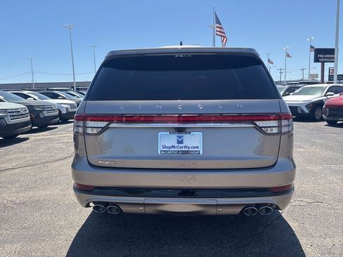 Used 2021 Lincoln Aviator Grand Touring w/ Equipment Group 302A AWD/4WD image 5