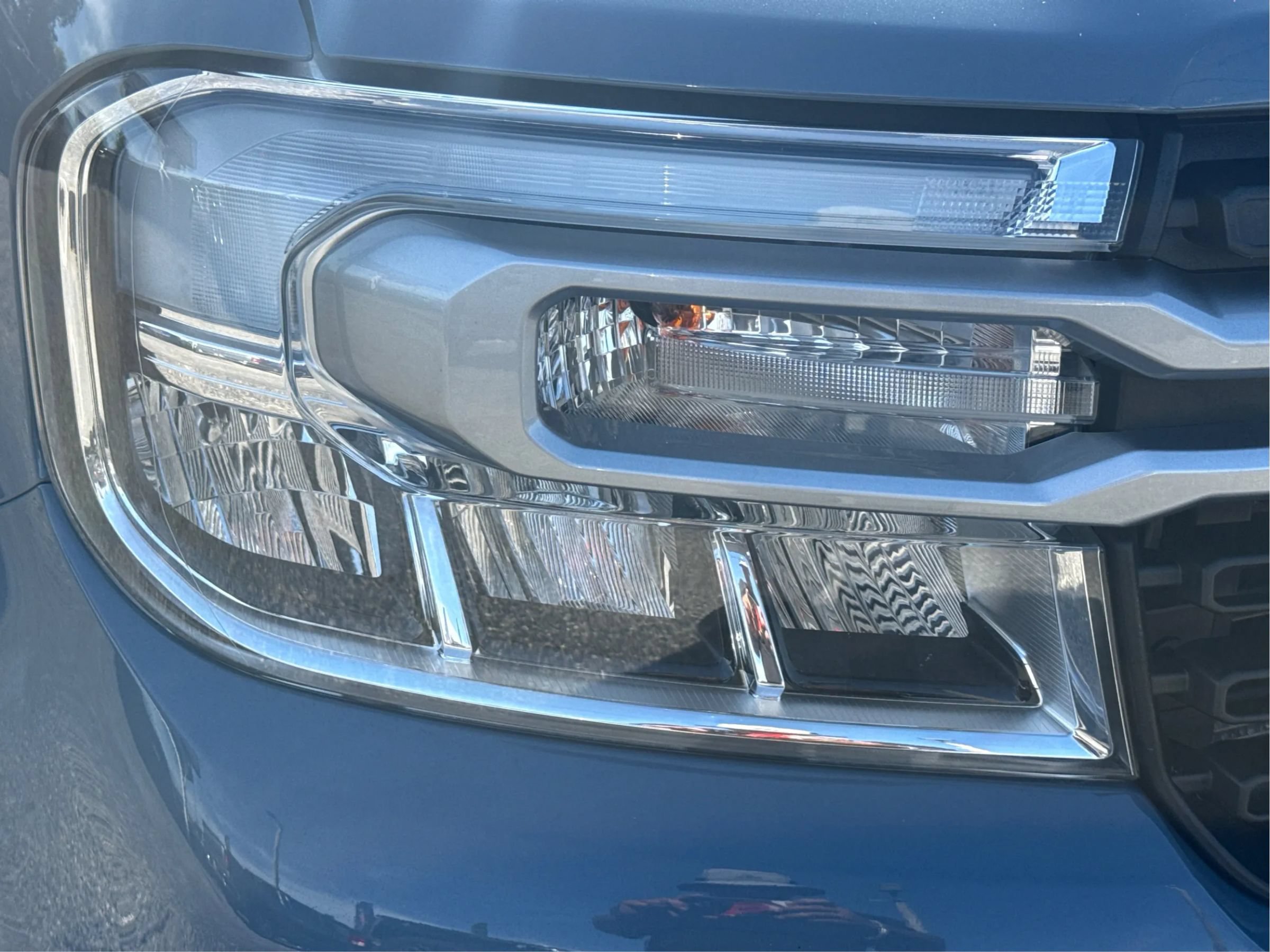 Used 2024 Ford Maverick Lariat w/ 4K Tow Package AWD/4WD image 9