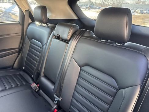 Used 2024 Ford Edge SEL w/ Convenience Package image 26