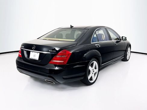 Used 2011 Mercedes-Benz S 550 4MATIC image 5