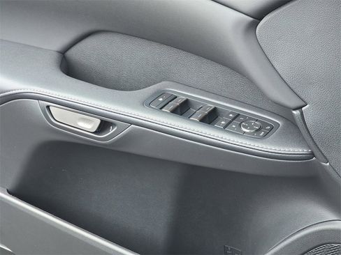 Certified 2025 Lexus RX 350 w/ Convenience Package image 28