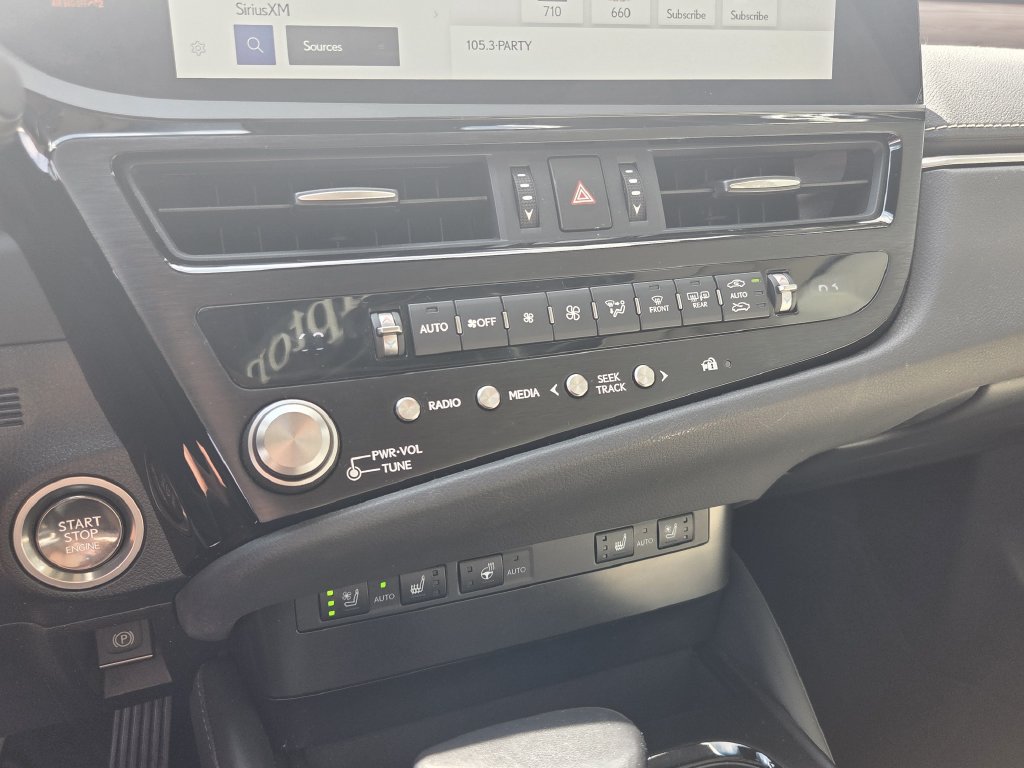 Used 2023 Lexus ES 350 w/ Premium Package FWD image 25