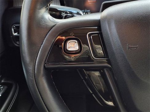 Certified 2023 Lincoln Corsair Reserve w/ Equipment Group 202A image 9