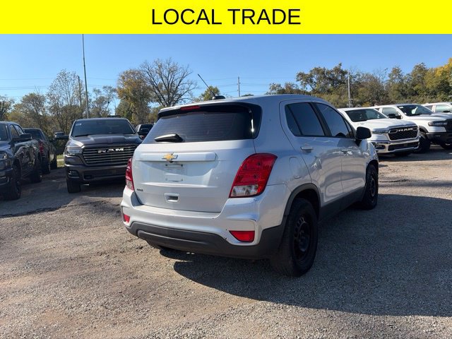 Used 2018 Chevrolet Trax LS FWD image 4