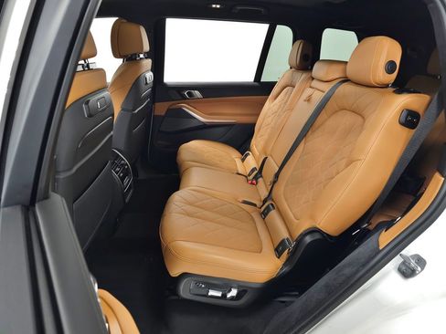 Used 2023 BMW X7 xDrive40i w/ Executive Package AWD/4WD image 47