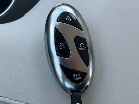 New 2025 Hyundai Sonata Limited image 27