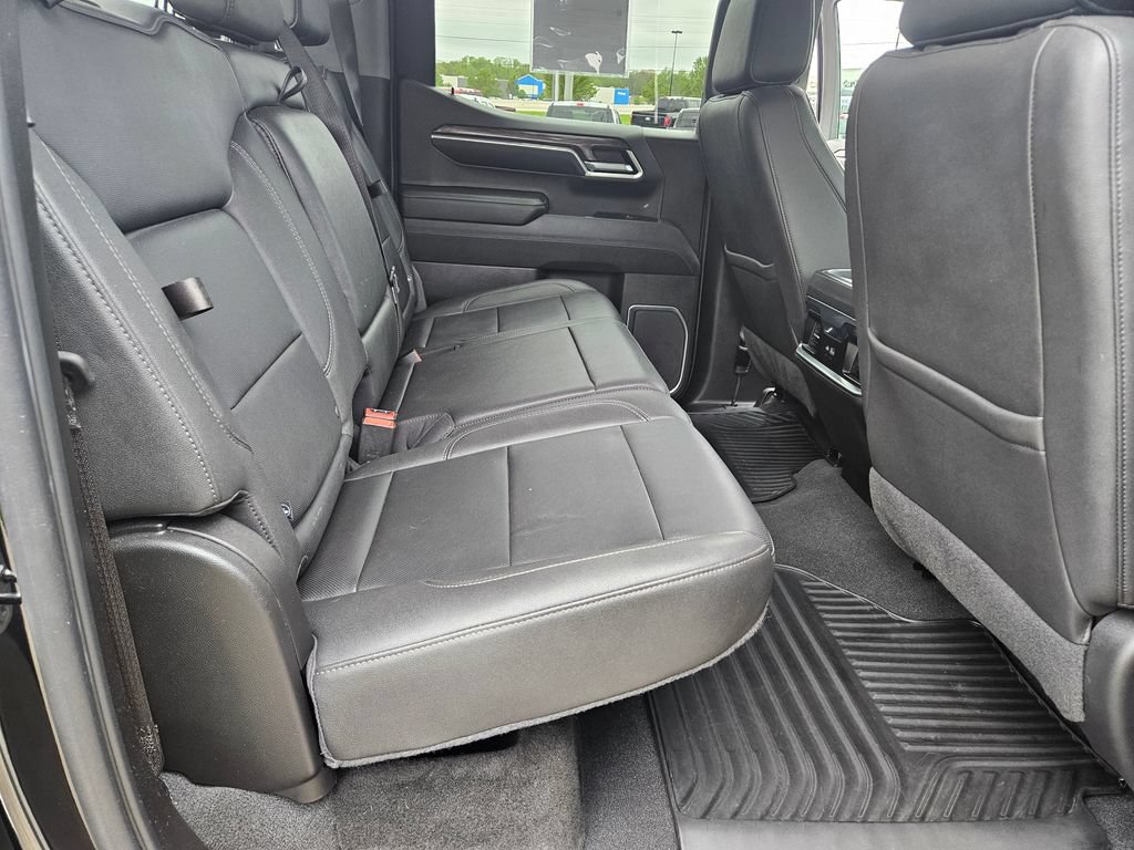 Used 2022 Chevrolet Silverado 1500 LTZ w/ Z71 Off-Road Package AWD/4WD image 27