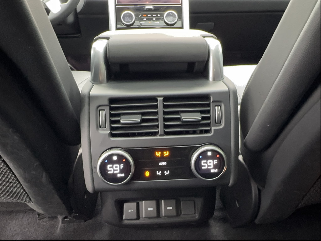 Used 2023 Land Rover Discovery S AWD/4WD image 44