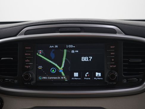 Used 2019 Kia Sorento EX w/ EX Premium Package AWD/4WD image 16