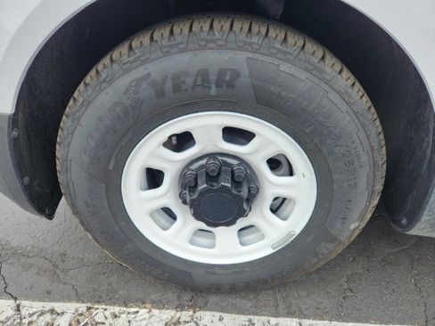 New 2025 Chevrolet Brightdrop 400 w/ Battery Pack, Max Range image 9