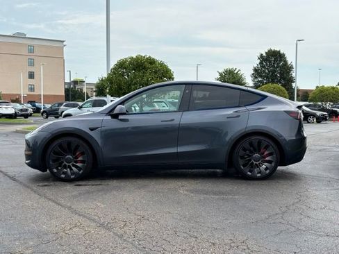 Used 2023 Tesla Model Y Performance AWD/4WD image 5