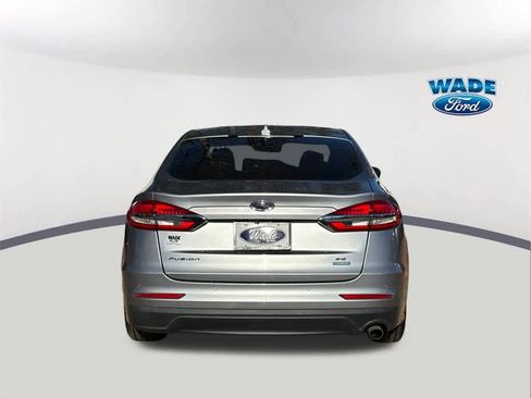 Used 2020 Ford Fusion SE image 6