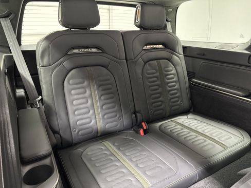 Used 2022 Rivian R1S Launch Edition image 22