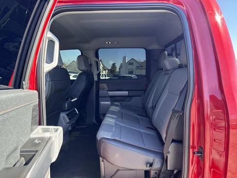 Used 2025 Ford F150 Lariat w/ Equipment Group 501A Mid image 12